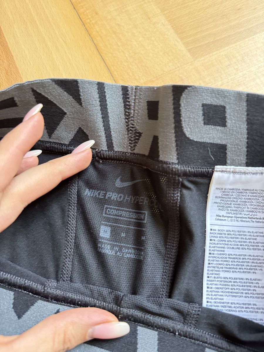 Nike Leggings: NIKEPRO THERMAL HYPERCOMPRESSION Size M – Nuovo (secondo la descrizione) da Lausanne venduto da ama_ykl2 2