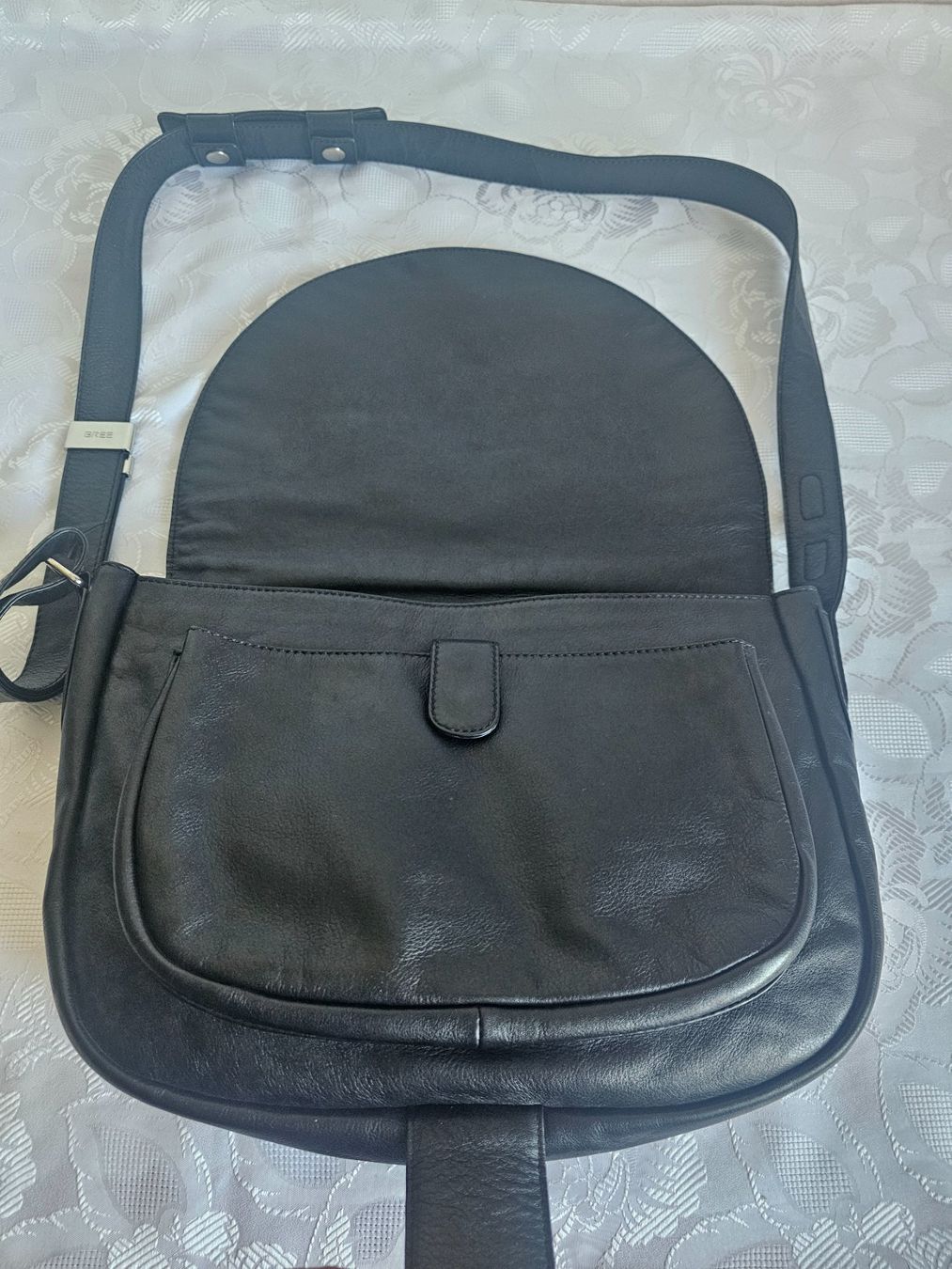 Bree Borse da donna: **BREE *** Umhängetasche Leder – Usato da Bronschhofen venduto da Xena37 5