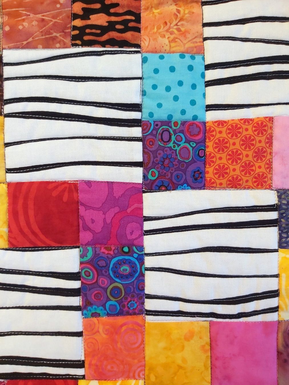 Tutte le decorazioni: Patchwork Quilt "Zebrabunt" Unikat 81 x 103 cm (Hochformat) – Nuovo (secondo la descrizione) da Wetzikon ZH venduto da Meltingpot29 2