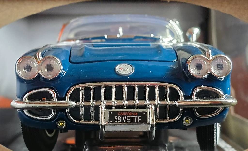 Chevrolet Modellini d'auto: Chevrolet Corvette 1955, 1:18, Motor Max – Usato da Rheinfelden venduto da jjschiavone