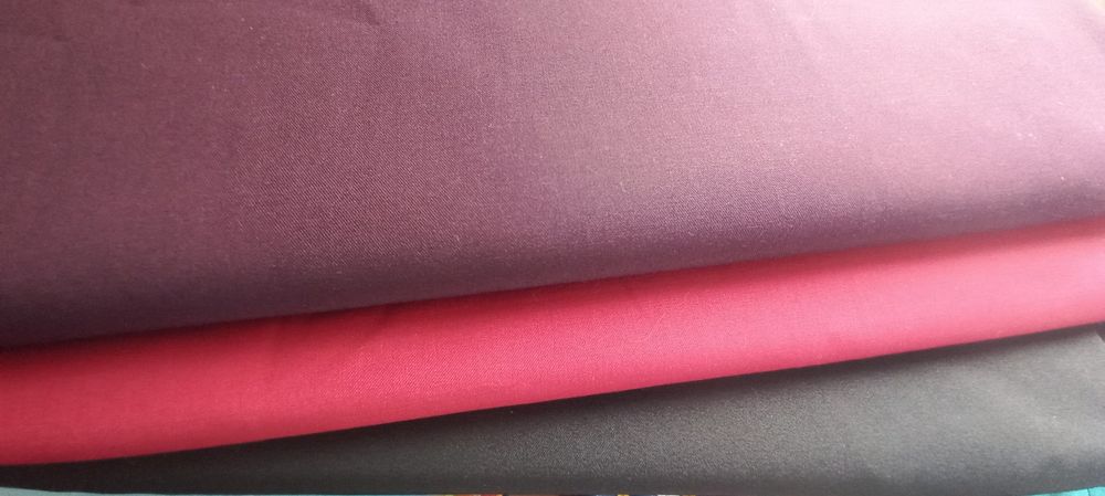 Verschiedene Reste Stoff circa 5 m 60 cm breit 1 m 50 cm (Neu und ...