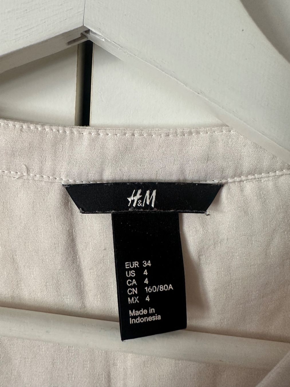 H&M Blusen: Bluse H&M Damen Langarm EUR 34 – Gebraucht aus Schaan von Hermine2018 1