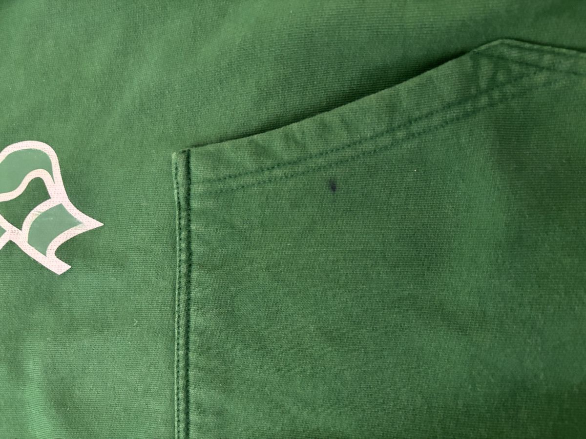 Hässig Pullover & Sweatshirts: Hässig Hoodie L – Gebraucht aus Winterthur von ben_8n6b 2