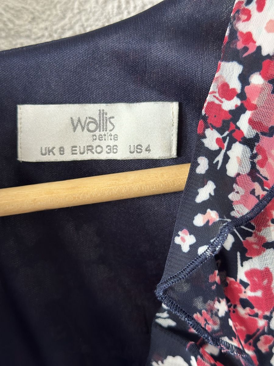 Vestiti: Wallis Kleid neuwertig - Gr. 36 – Usato da Arbon venduto da lua_sl9k 2