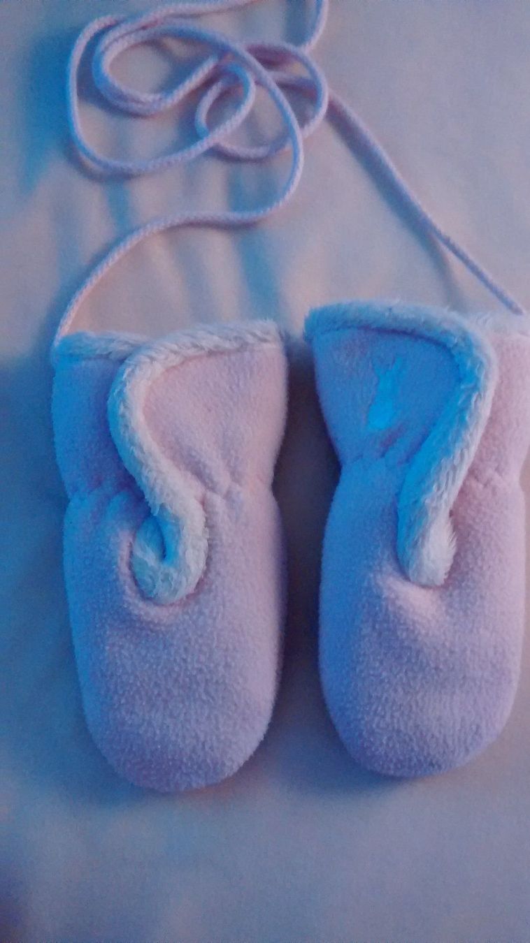 Lotti & Set di vestiti: Baby Set, Mütze, Handschuhe – Usato da Zürich venduto da mdiedric 1