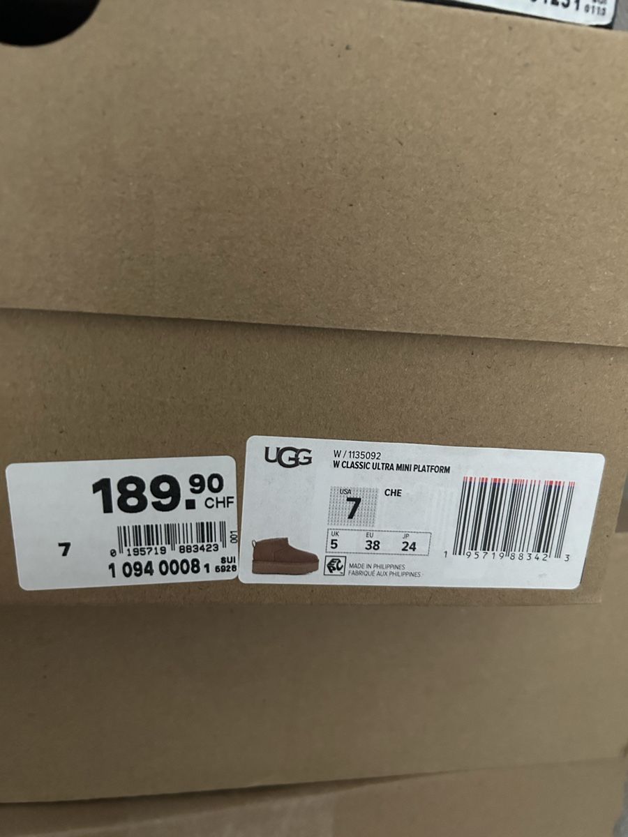 Ugg Scarpe da donna: UGG Classic Ultra Mini Platform Gr.38 - Top Zustand! – Usato da Läufelfingen venduto da Kitty_St 5