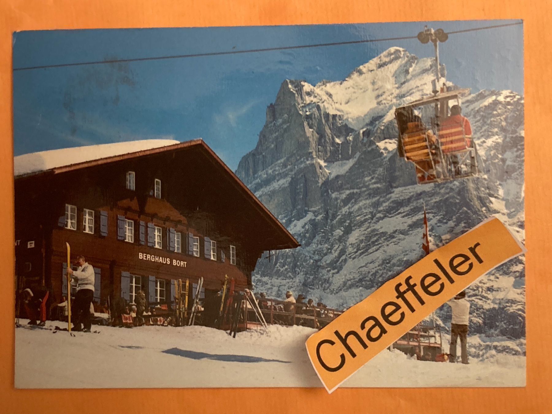 Cartoline postali: 1977 Grindelwald, Berghaus Brot Firstbahn, – Usato da Zürich venduto da Chaeffeler