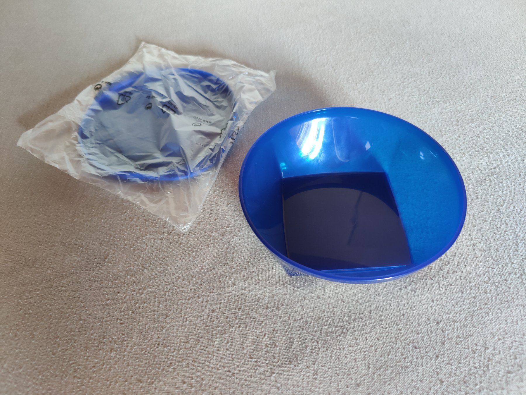 Tupperware Behälter & Ähnliches: Tupperware - eckige Schüssel (600ml) – Neu und originalverpackt aus Langnau am Albis von rdenzel