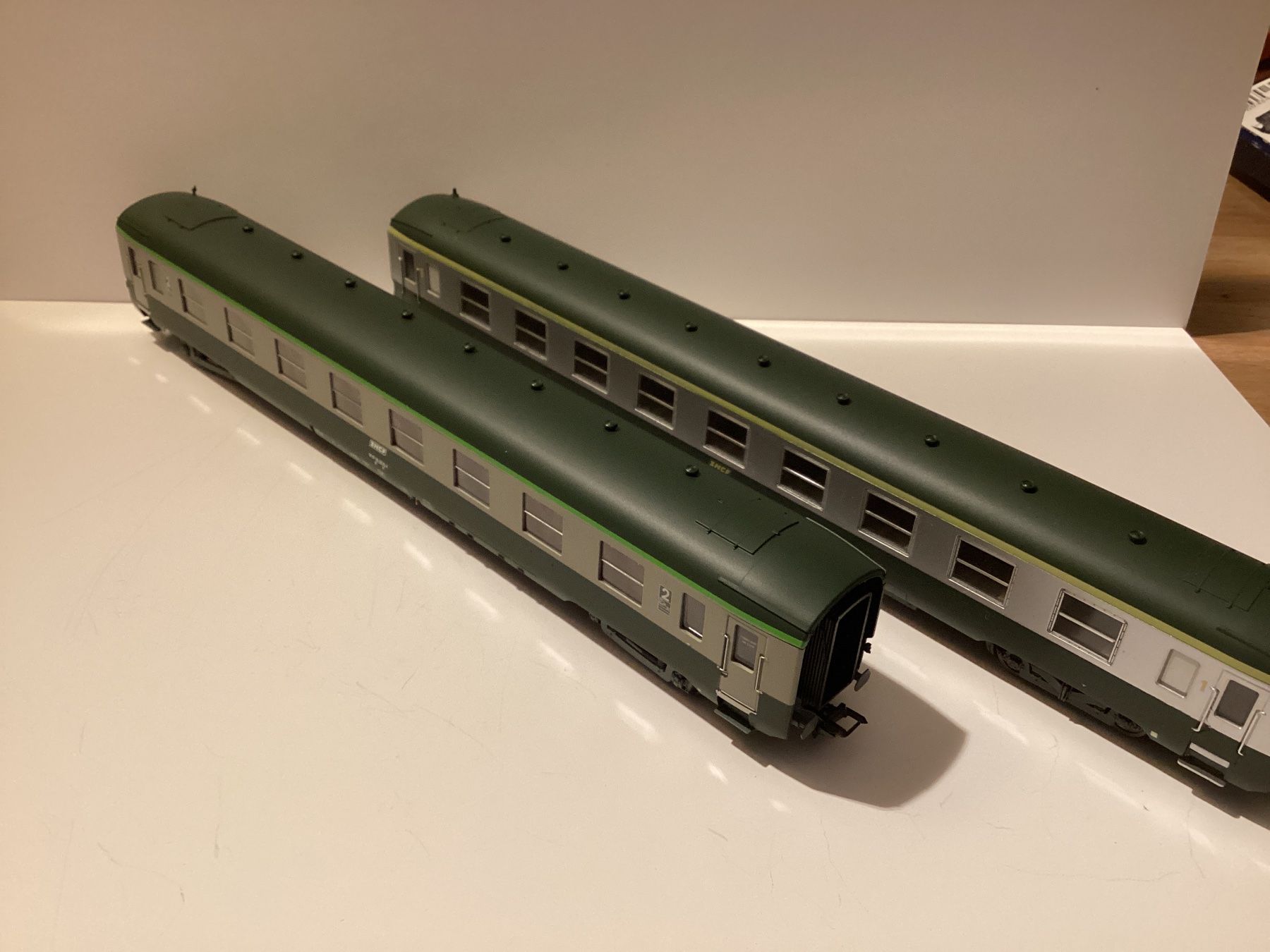 Lima Trains électriques: REE VB-056 Lima 309372 SNCF UIC DEV H0 1:87 – D'occasion à Effretikon par simtek_de 1