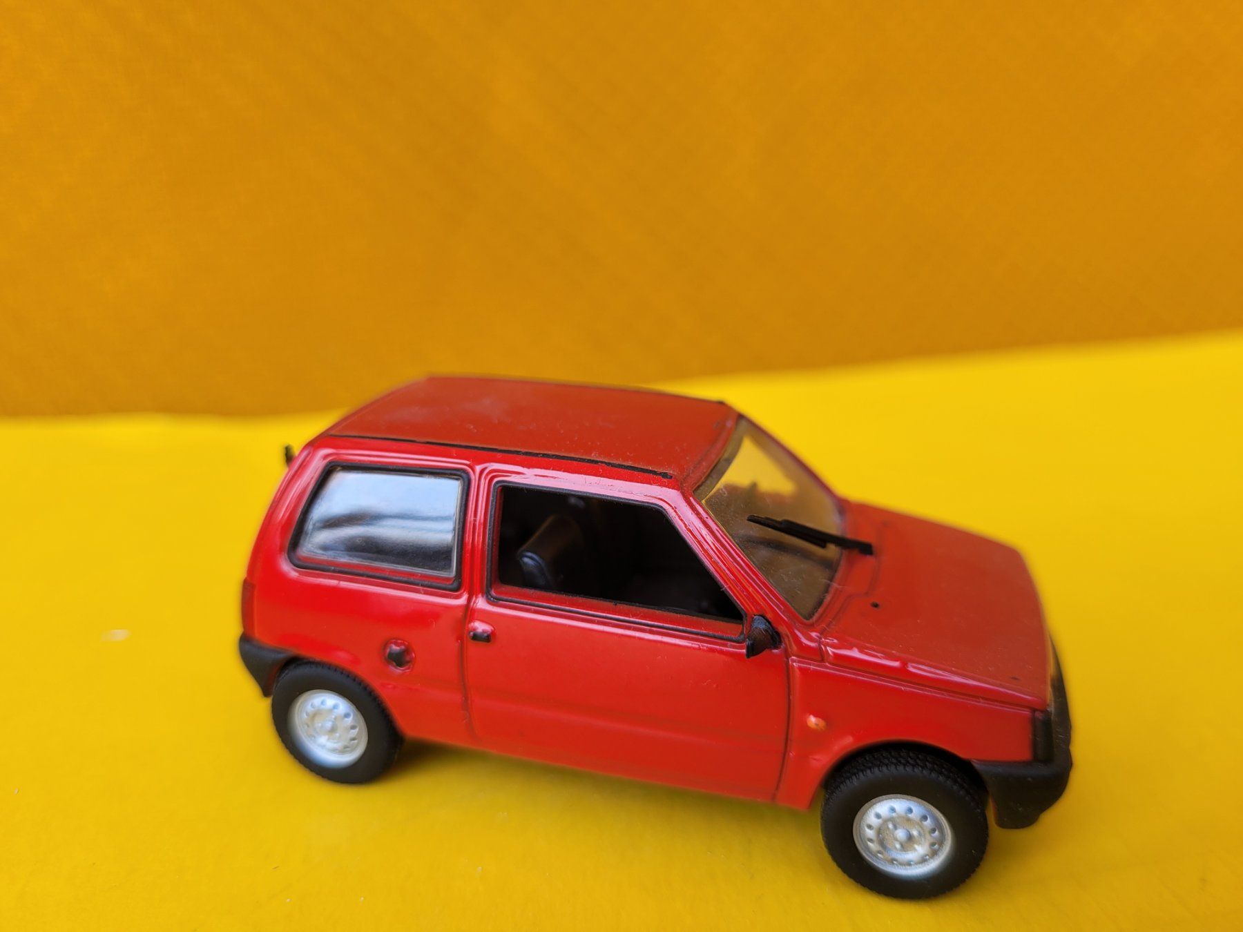 Lada Modellini d'auto: Vaz Lada 111 Oka 1:43 DeA - Pologne – Nuovo (secondo la descrizione) da Domdidier venduto da Bimbo57 2
