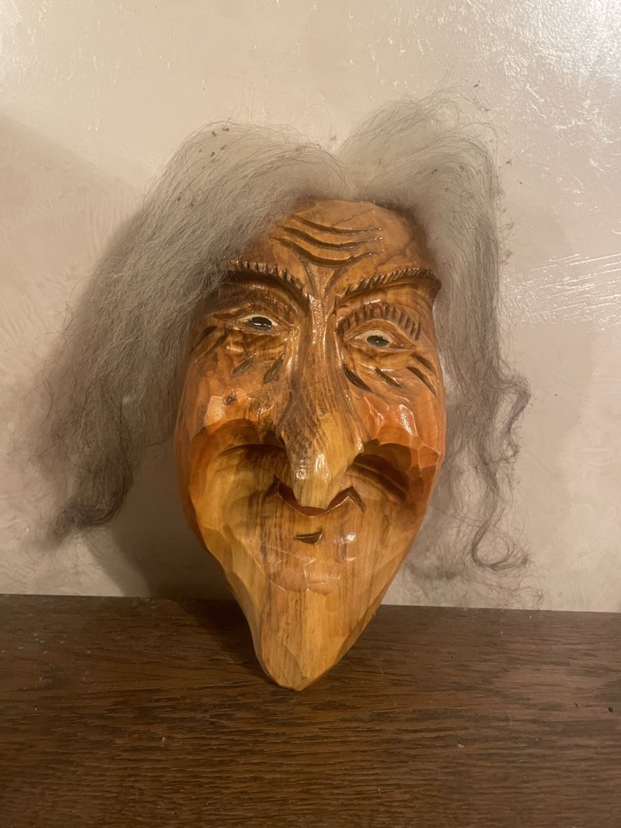 Skulpturen & Statuen: Krienser Holz Dekor Maske Kriens – Gebraucht aus Vallamand von Bricbracbroc82 2