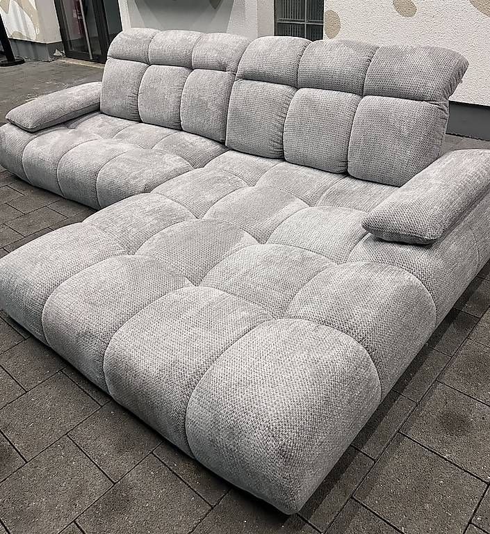 Sofas: 2 Monat komplett Neues Sofa – Neuf (Voir description) à Balgach par kami66660