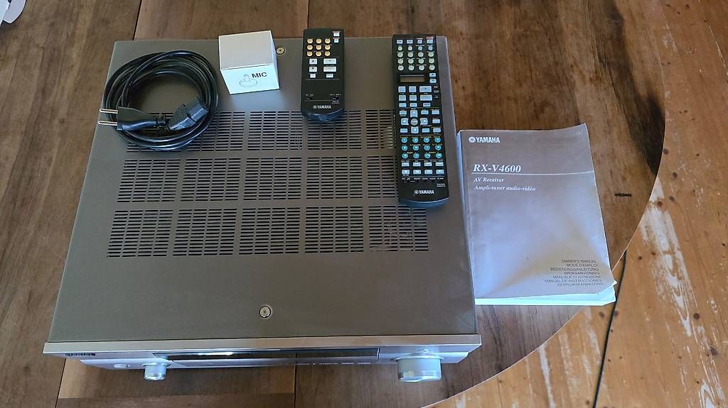 Ricevitori: Yamaha AV Receiver RX-V4600 – Usato da Alpnach Dorf venduto da CPe6055 3
