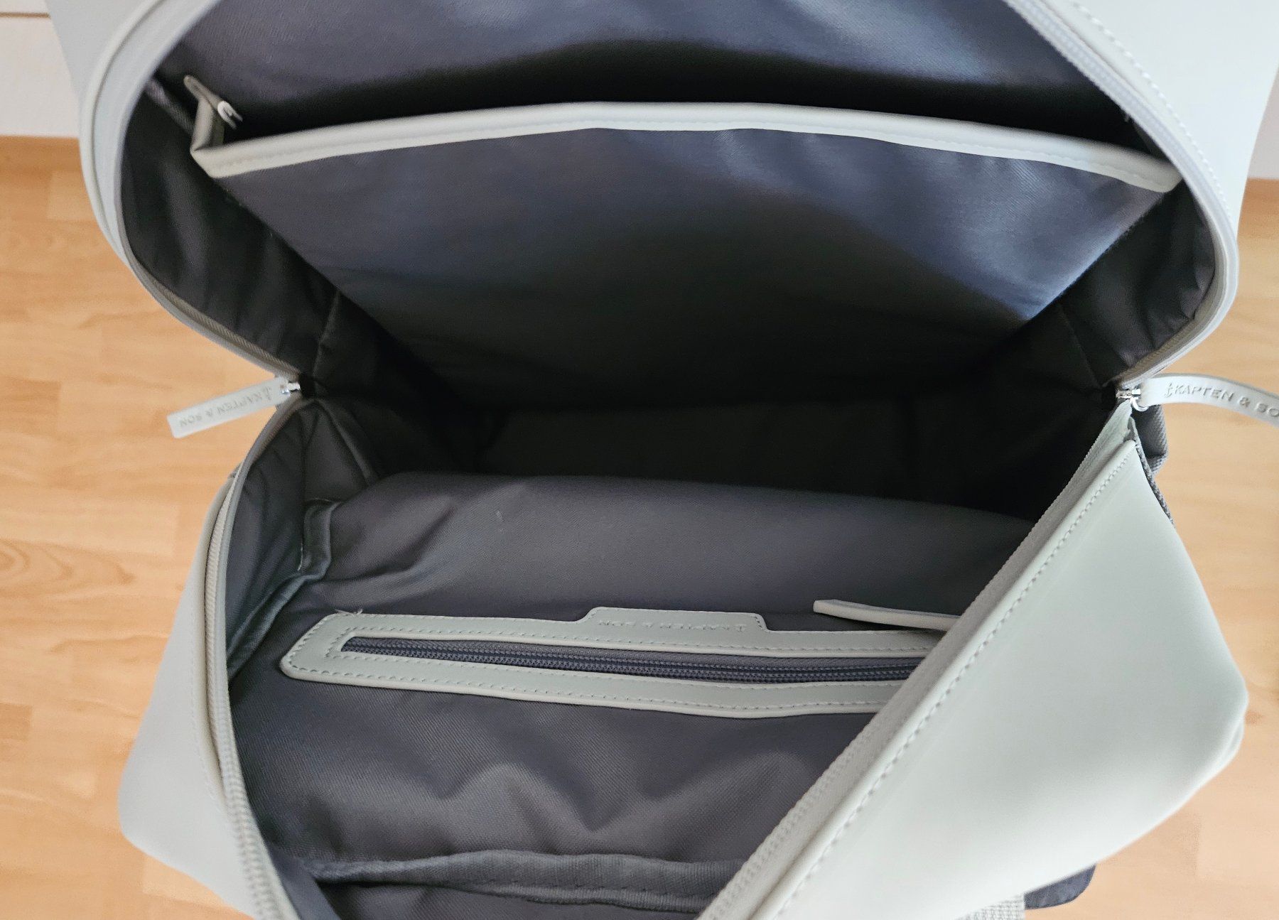 Kapten & Son Zaini: Sac a dos Kapten & Son / Bergen – Nuovo e nell'imballaggio originale da Biel/Bienne venduto da ypslilon 7
