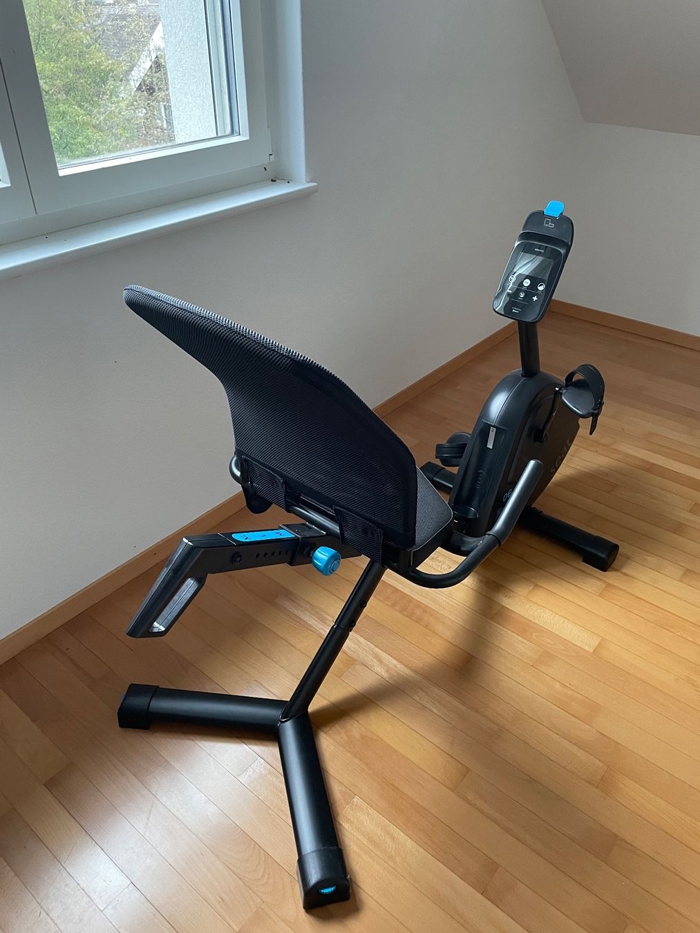 Decathlon Hometrainer: Liege Ergometer Domyos EB Seat von Declaton – Neu (gemäss Beschreibung) aus Sissach von