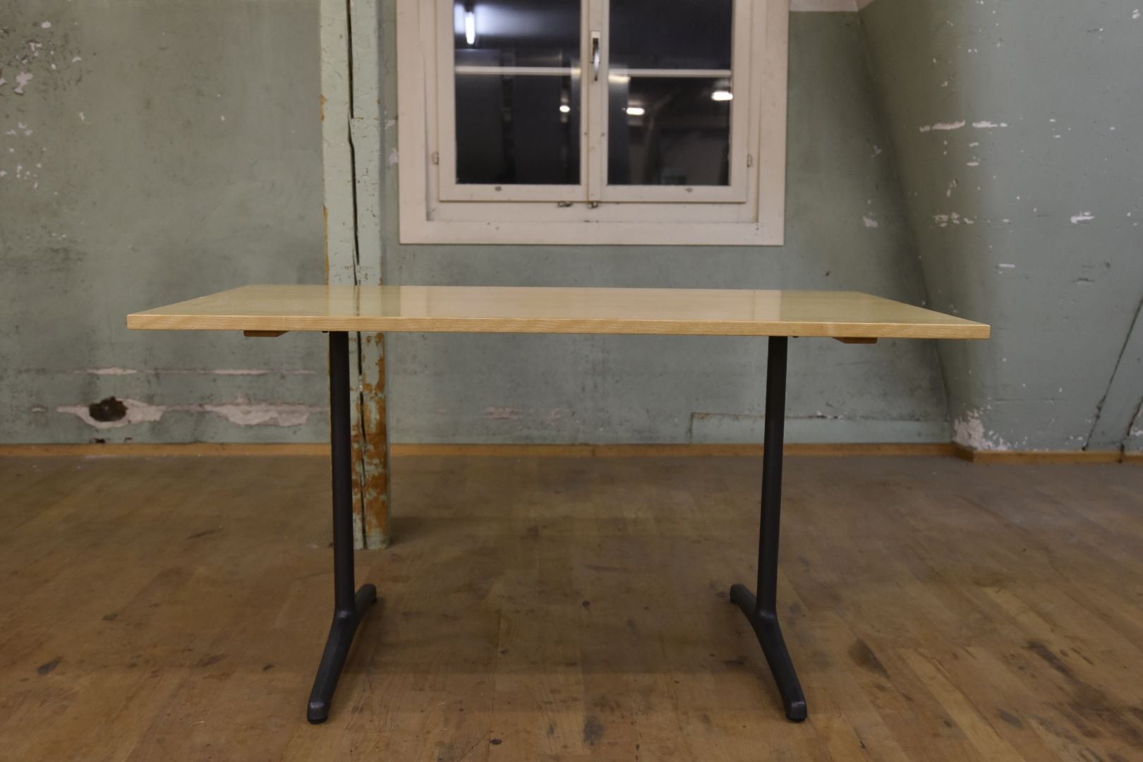 Horgen Glarus Tavoli: Designer Tisch Horgenglarus – Usato da Lichtensteig venduto da Usedinstorecom 3