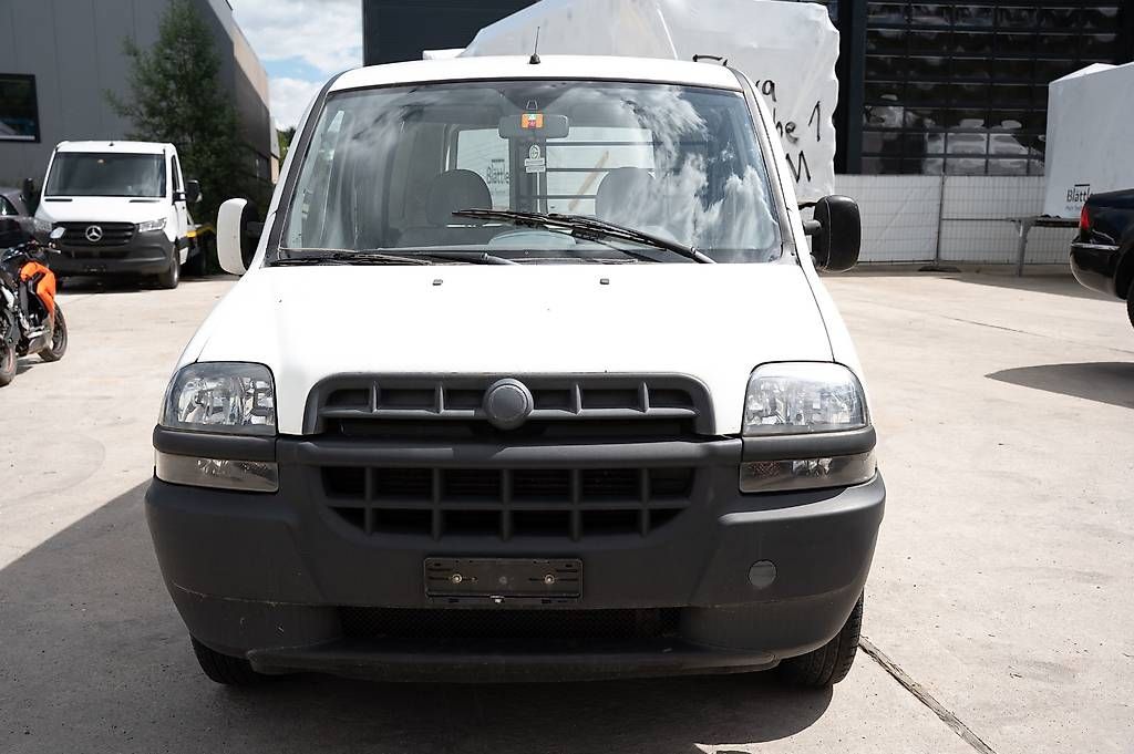 Fiat Automobili: Fiat DOBLO cargol 1.6 – Difettoso da Affeltrangen venduto da AutoZentrumAG 3