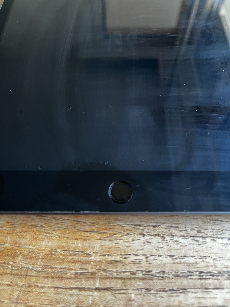 Apple Tablet PC: iPad 9. Generation (2021) – Gebraucht aus Bern von lea_wg26 2