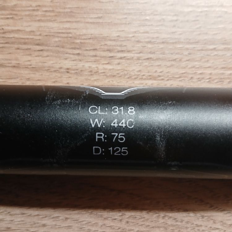 Giant Pièces détachées: Giant Contact Rennrad Lenker 44cm (31.8mm) – D'occasion à Rapperswil SG par Danii008 1