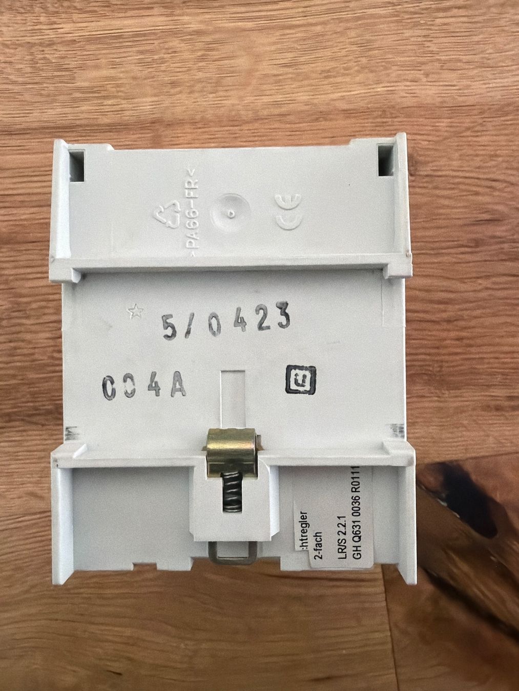 ABB Componenti elettronici: ABB KNX LR/S 2.2.1 Lichtregler, 2fach – Usato da Ballwil venduto da Pascal105 1