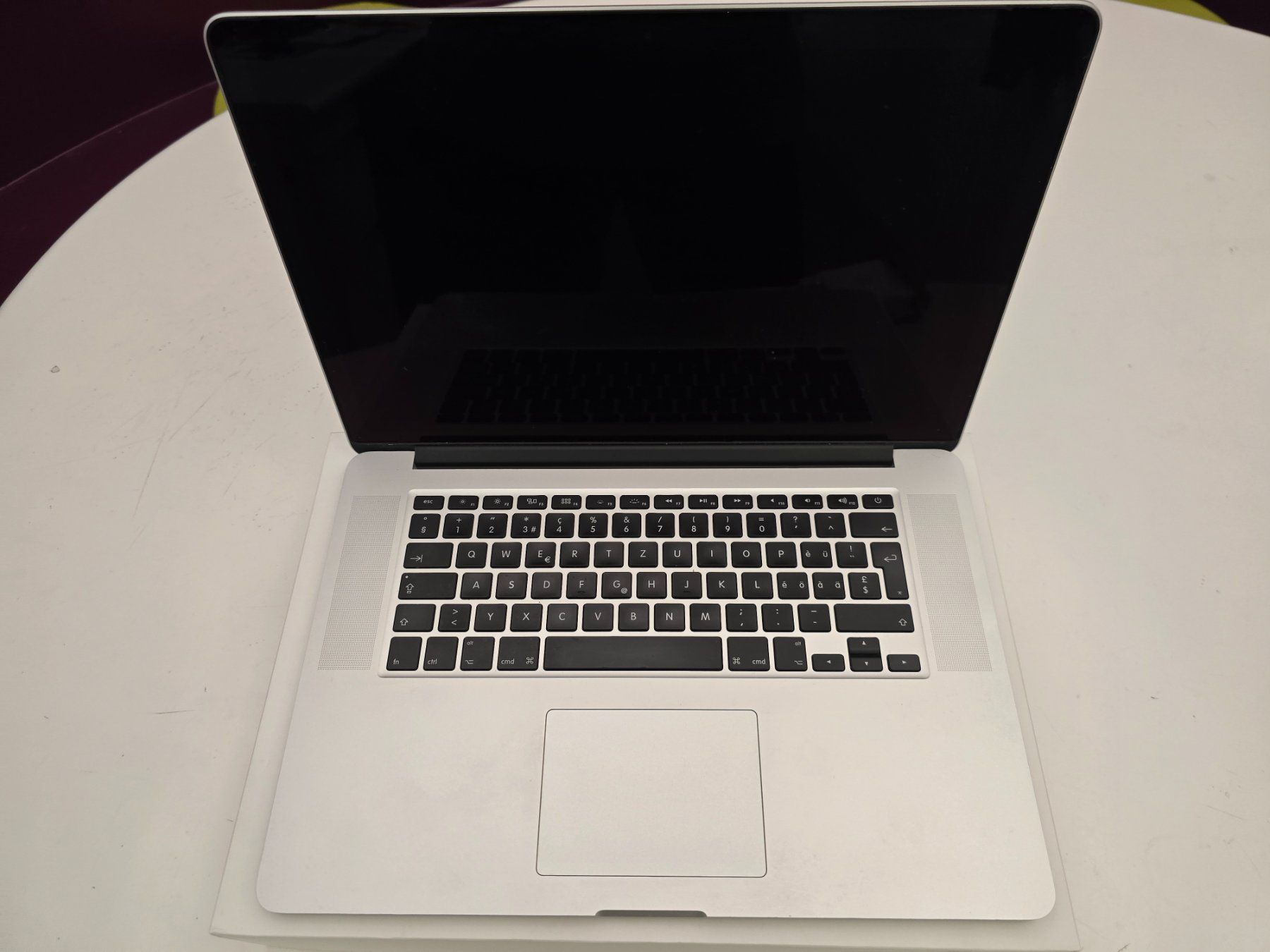 Apple Notebook: Macbook Pro 15" Jahrgang 2014 – Usato da Dulliken venduto da Schuettelbecher 2