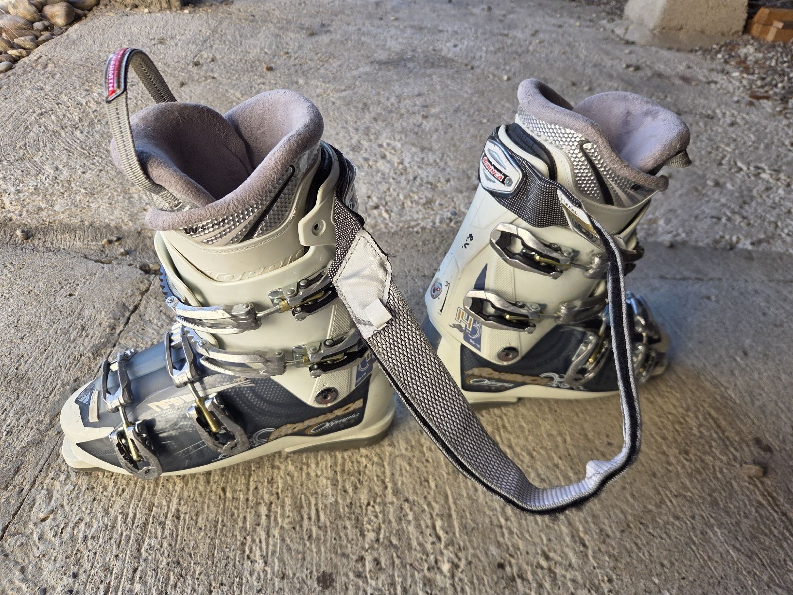 Nordica Scarpe da donna: Skischuhe Nordica 31.5 – Usato da Ruswil venduto da ram_xn5g 2