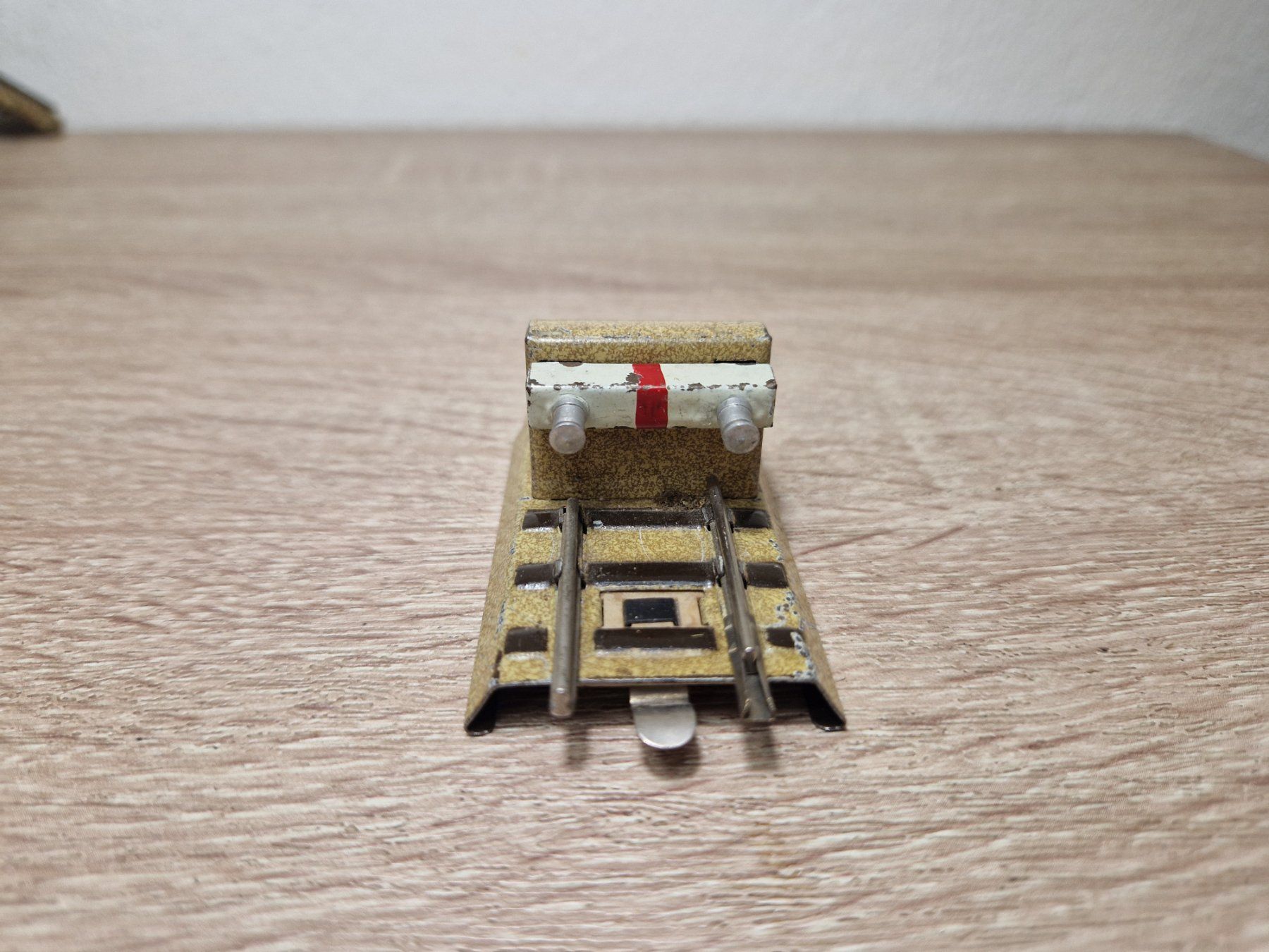 Märklin Modellini di ferrovie: Märklin 462 Prellbock M H0 – Usato da St-Aubin-Sauges venduto da tantome