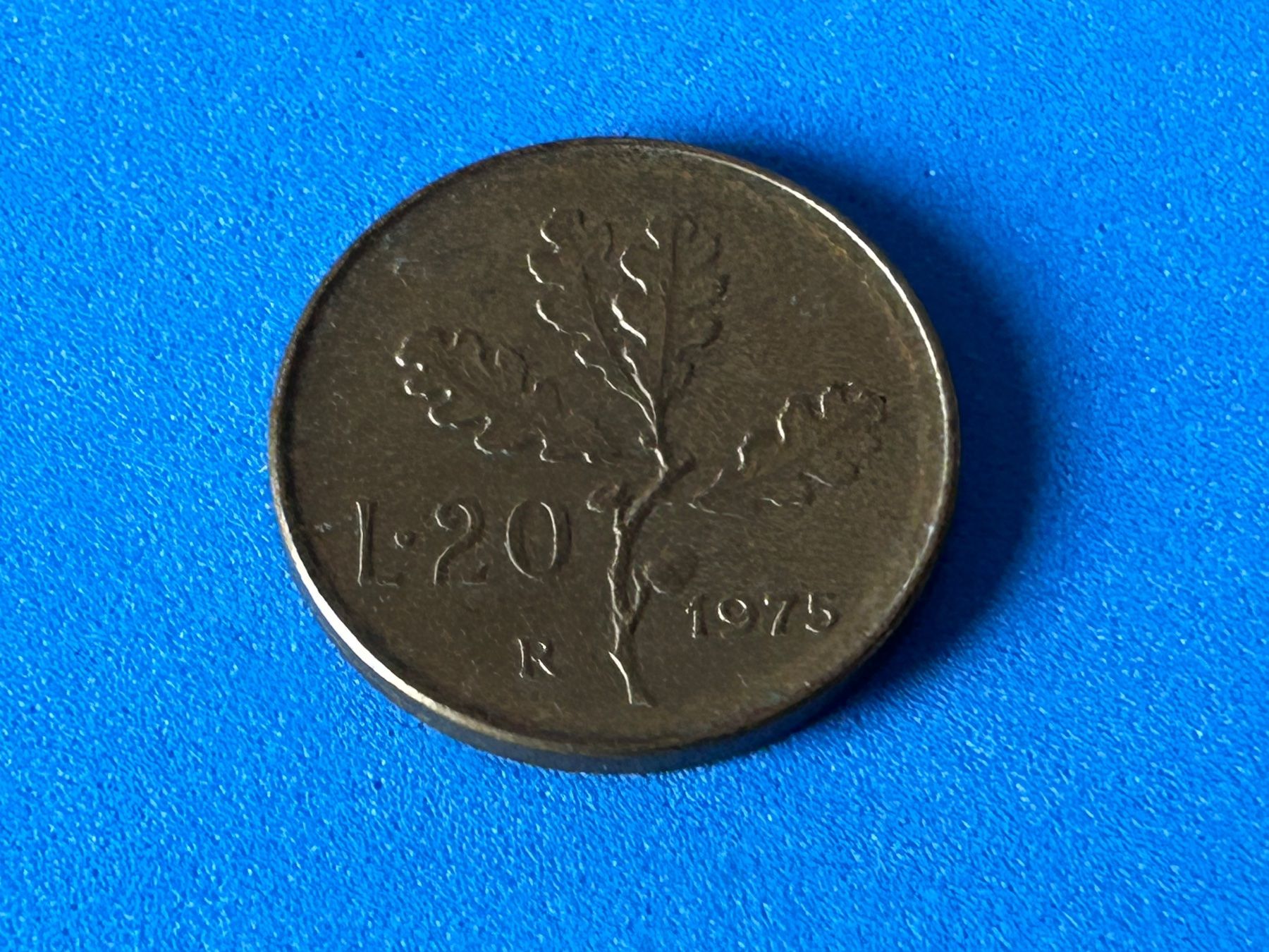 Tutti le monete: Italy - 20 Lire 1975 – Usato da Corcelles NE venduto da AJKader 2