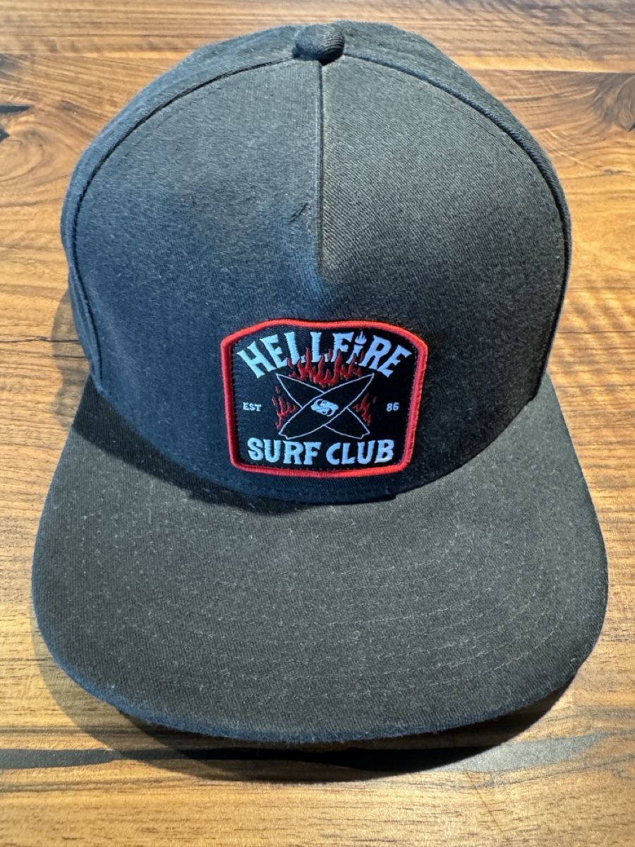 Quiksilver Copricapi, berretti & cappellini: Cap Hellfire Surf Club schwarz  – Usato da Eschenbach LU venduto da Floepu