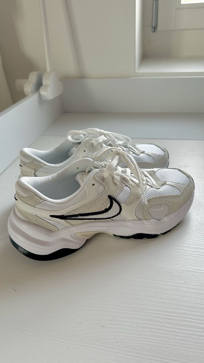Nike Damenschuhe: Nike AL8 Damen Sneaker 37.5 – Neu und originalverpackt aus Langenthal von Classy-sale