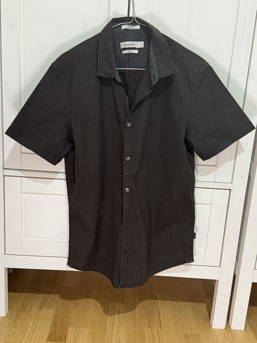 Calvin Klein Camicie, T-shirt & Polo: Shirt calvin clein – Nuovo e nell'imballaggio originale da Opfikon venduto da MabelCouture 2