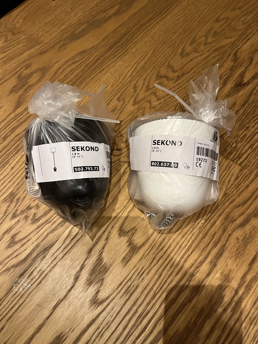 Kabel: 2 Lampenkabel mit Fassung E27 ￼ – Neu und originalverpackt aus Zürich von car_cr6w 1