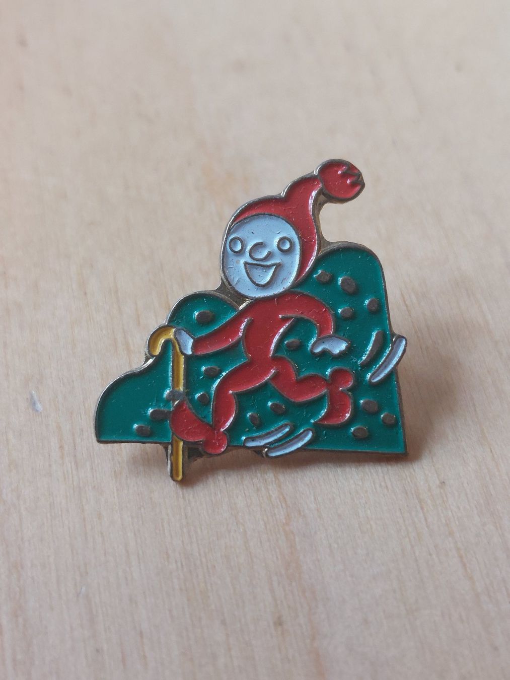Placchette & Badge: 7 KNORR - PIN – Usato da Gipf - Oberfrick venduto da Esnoopy 7