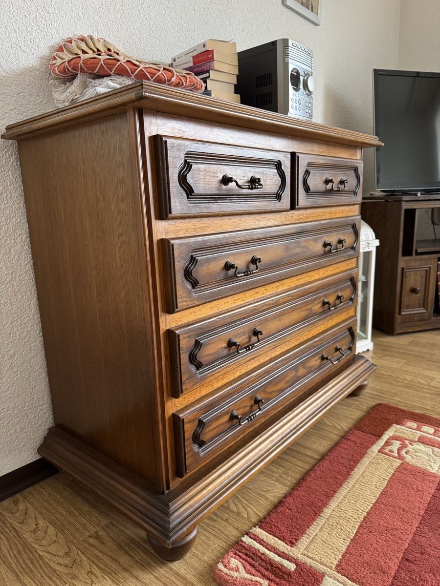 Cassettiere: Commode – Usato da Neuchâtel venduto da micov 2