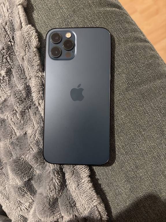 Handys / Smartphones: IPhone 12 Pro 128 Gb – Gebraucht aus Corcelles-près-payerne von alv_7rq2