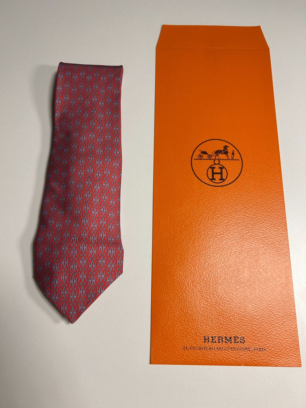 Hermès Cravatte: Hermès H-Monogram Krawatte – Nuovo (secondo la descrizione) da Bern venduto da kurtikobolt74