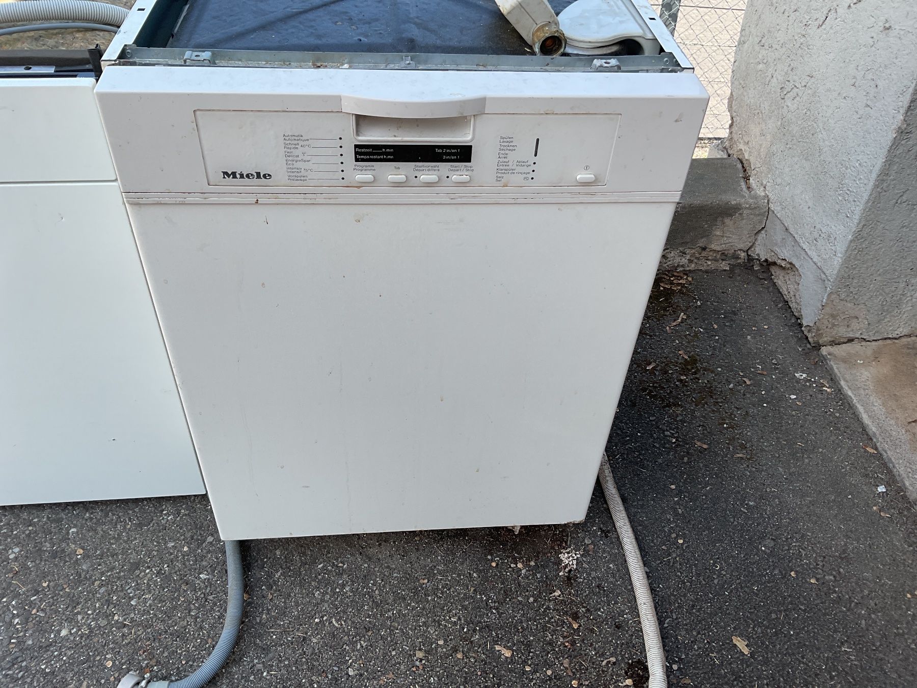 Miele Machines à laver la vaisselle: Miele Geschirrspüler  - 60 cm – D'occasion à Uster par Hotelliquidation