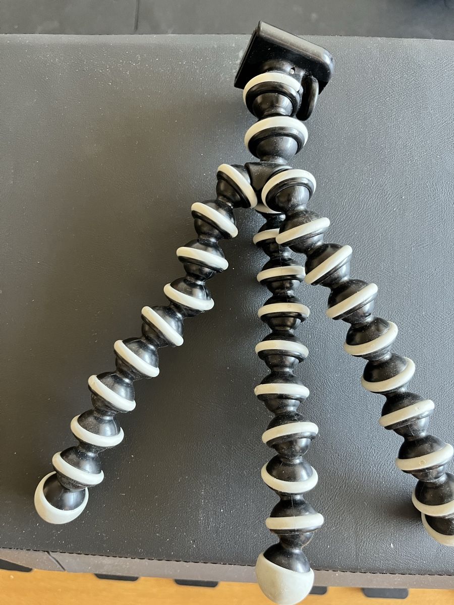 Treppiedi & Teste: GorillaPod / mobiles Stativ – Usato da Luzern venduto da Buesu1989
