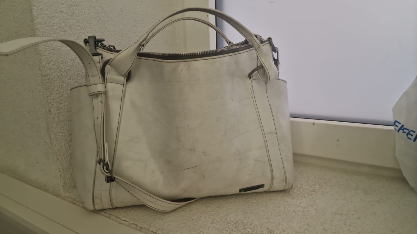 Freitag Borse da donna: Weisse Freitagtasche austen – Nuovo (secondo la descrizione) da Visperterminen venduto da heinzi_02