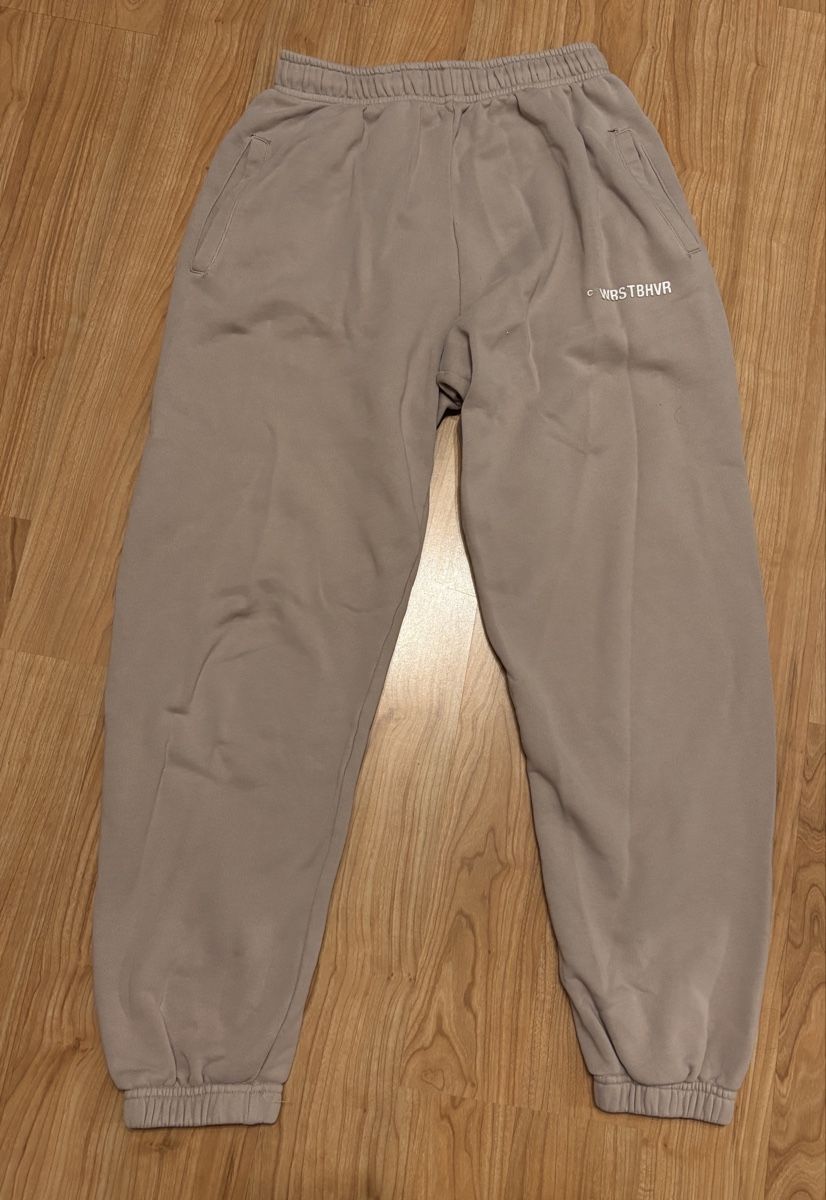 Pantalons: Trainerhose beige Damen – D'occasion à Lausen par Claudj1