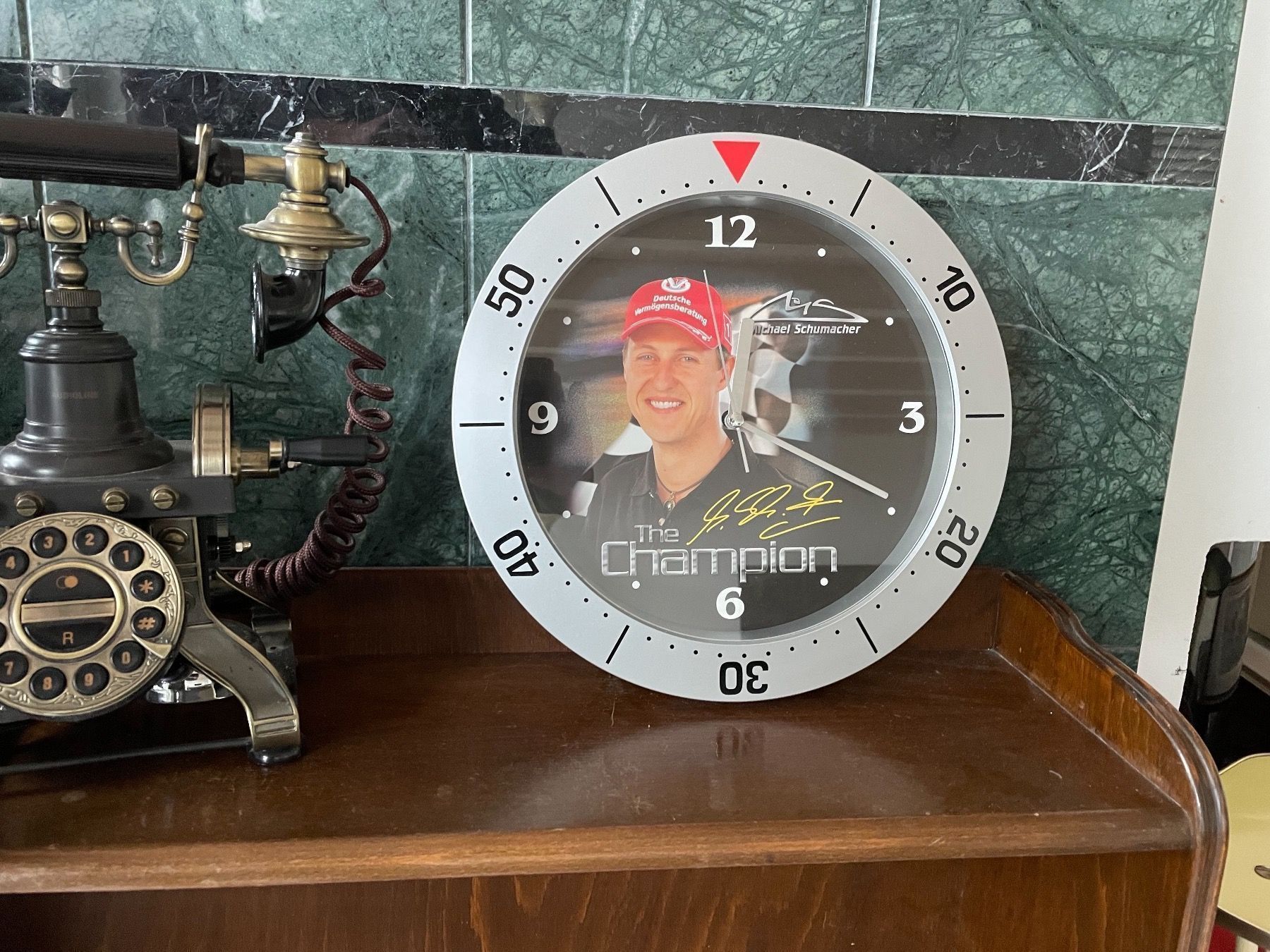 Stand- & Wanduhren: Horloge Murale Michael Schumacher – Gebraucht aus Vallamand von Bricbracbroc82