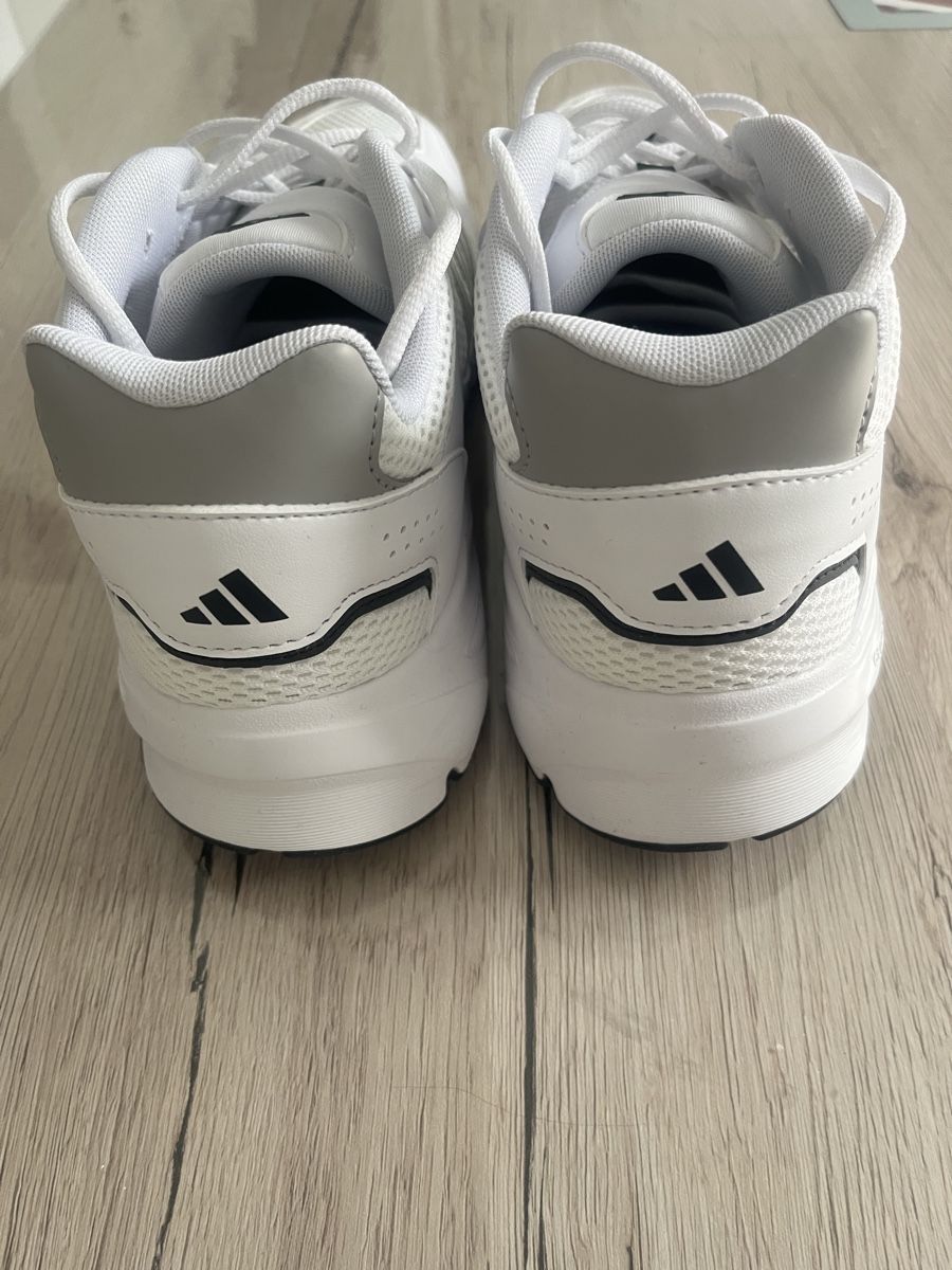 Adidas Herrenschuhe: Chaussures Adidas – Neu (gemäss Beschreibung) aus Fleurier von Chadow7080 2