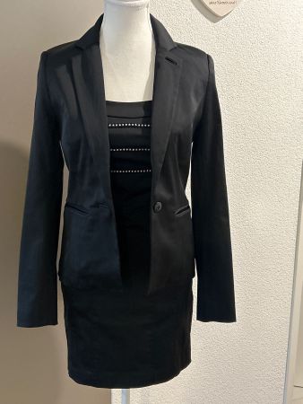 Eleganter Blazer und Kleid schwarz von AVANT-PREMIERE GR. 34