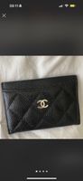 Porte-cartes CHANEL cuir noir matelassé bon état