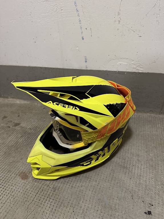 Caschi: Downhill Helm Enduro Helm Grösse M – Usato da Bubendorf venduto da Erkam 1