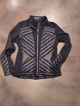 Unterziehjacke der Marke Mountain Force