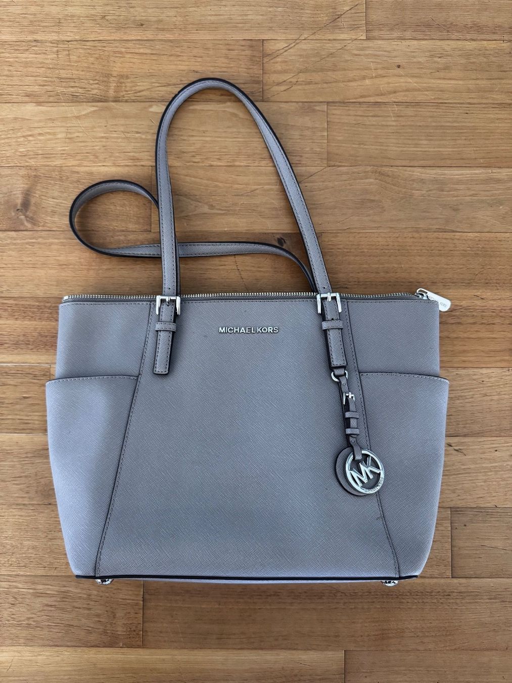 Michael Kors Borse da donna: Handtasche / Tasche von Michael Kors in grau – Usato da Montlingen venduto da timolino12