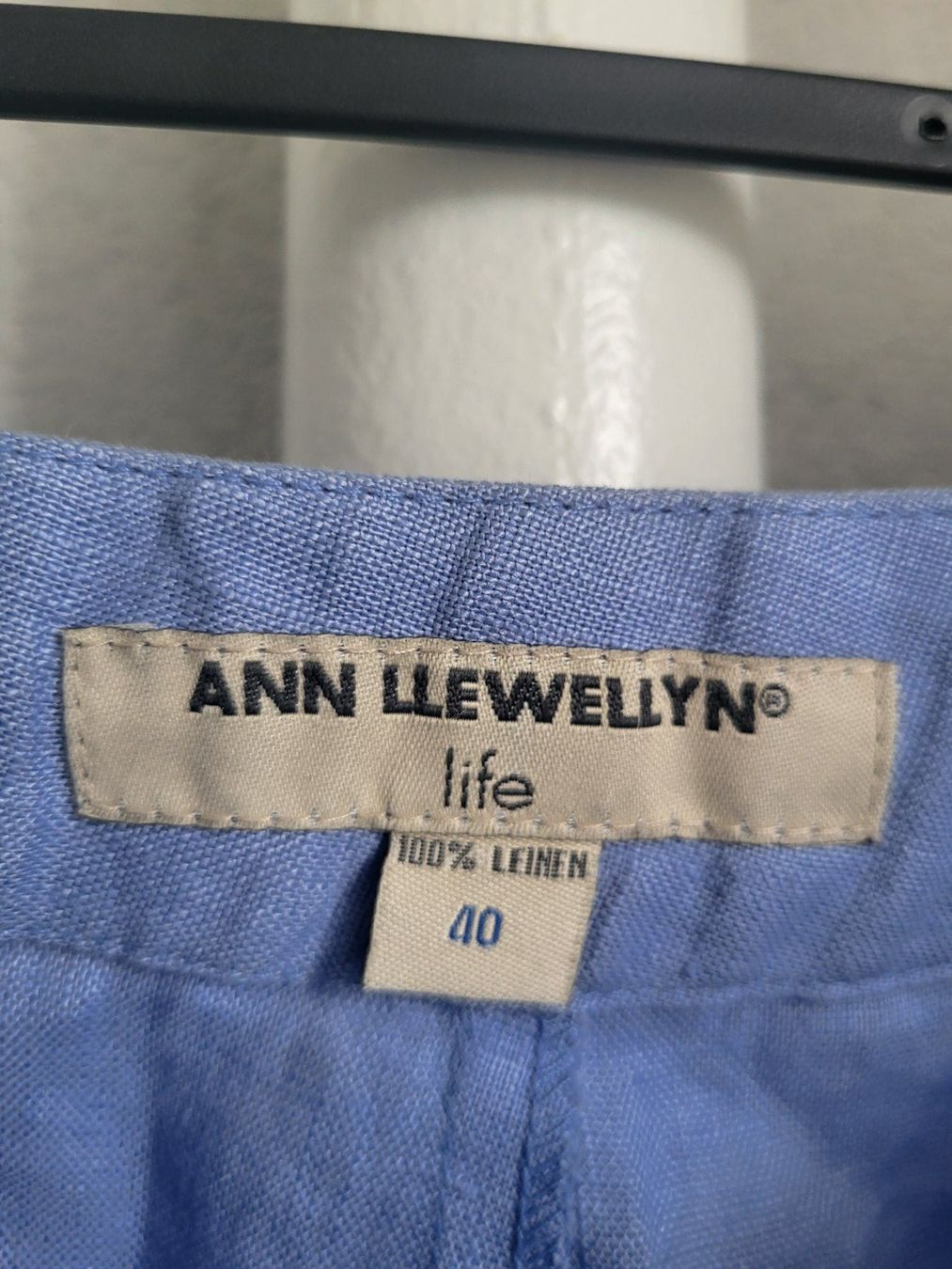 Gonne: 100% Leinenrock Ann LLewellyn M blau – Usato da Basel venduto da Lovintage 1