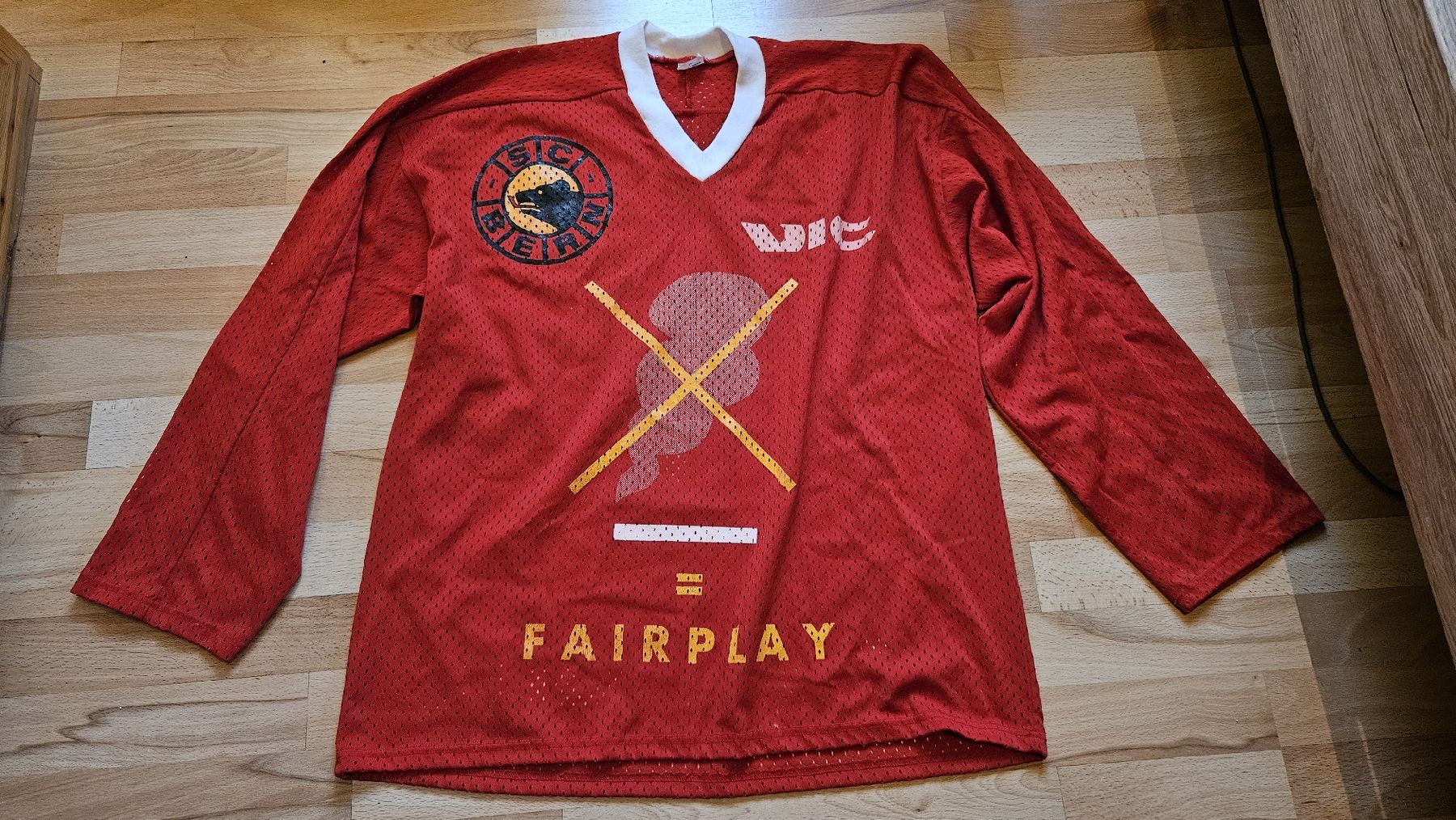 Maillots de corps & Pantalons: SCB-Trikot, "Rouchfrei isch Fairplay" – D'occasion à Lyss par Janine_z23