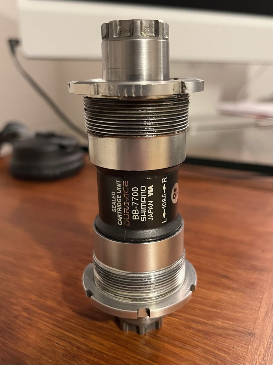 Shimano Ersatzteile: shimano dura ace bb-7700 octalink – Gebraucht aus Muri b. Bern von  1